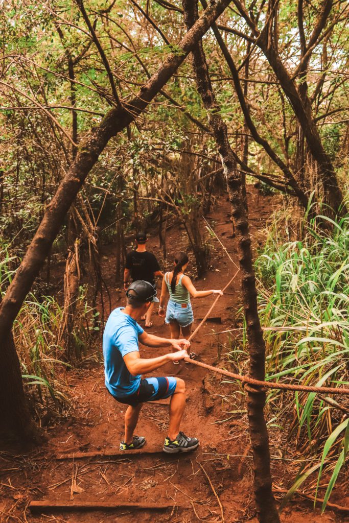 3 Day Itinerary: Best Things to do on Oahu's North Shore | Ehukai Pill Box Hike #simplywander #northshore #oahu #ehukaipillbox