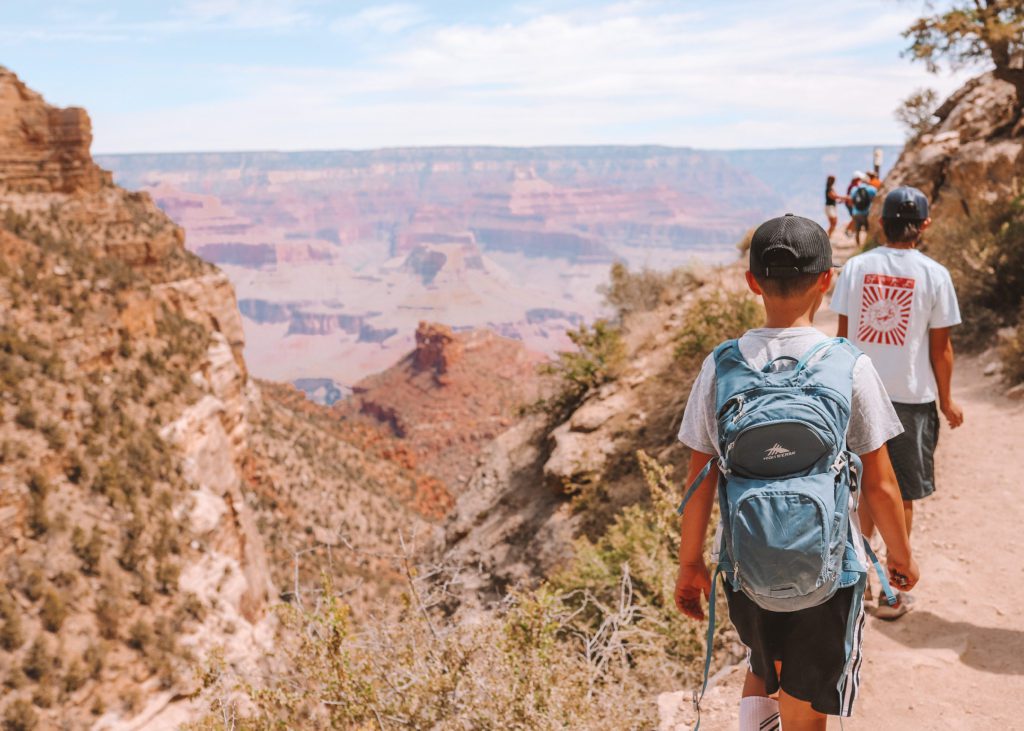 How to Experience the Grand Canyon in One Day | Bright Angel Trail #grandcanyon #arizona #simplywander #brightangeltrail