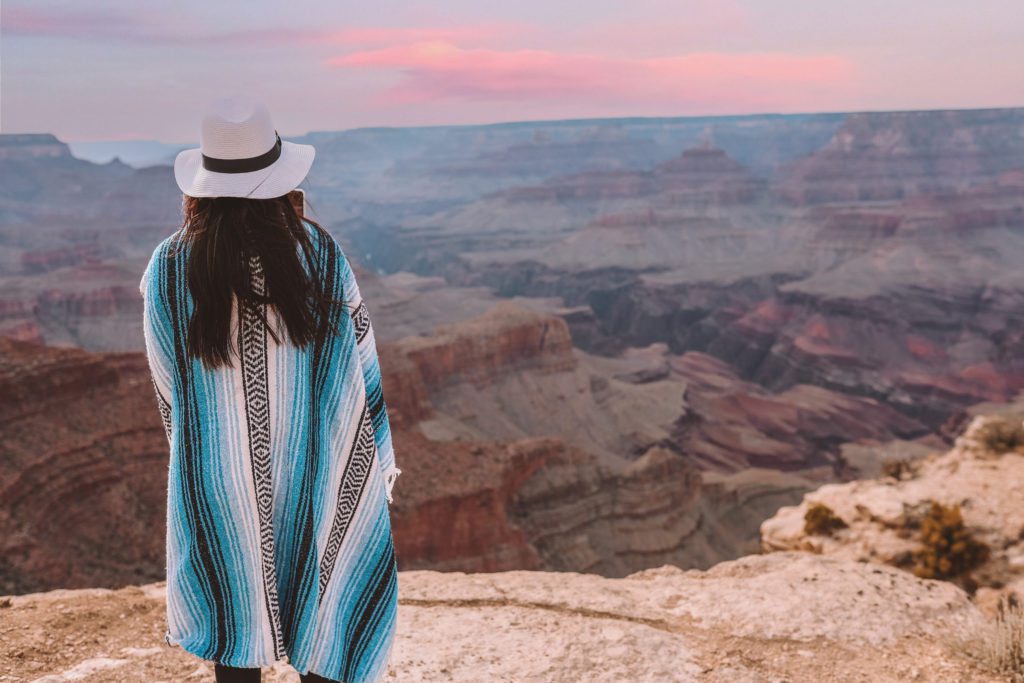 How to Experience the Grand Canyon in One Day | Sunset at Moran Point #grandcanyon #arizona #simplywander #moranpoint