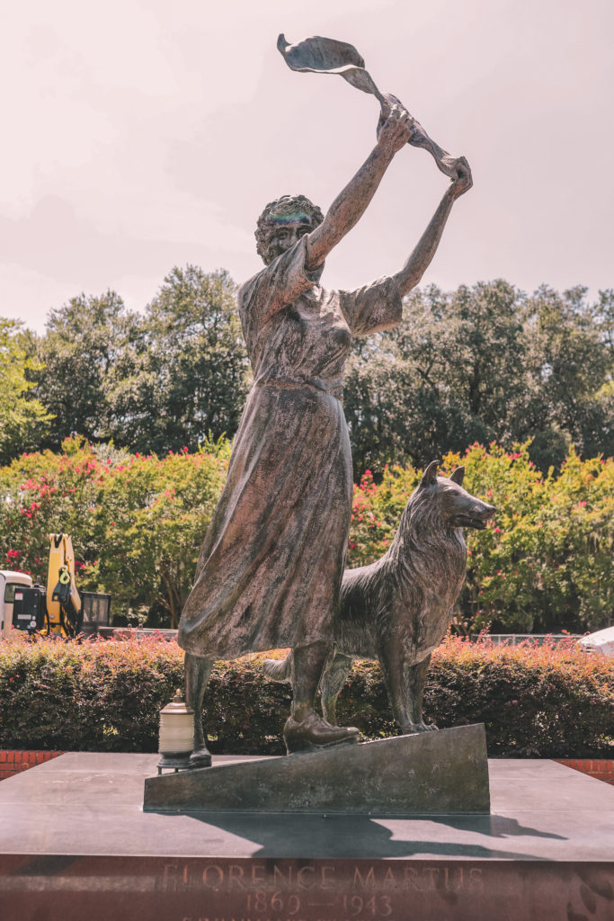 12 Fun Things to do in Savannah for an Unforgettable Girls Trip | Savannah Riverfront Waving Girl Statue #savannah #georgia #simplywander #riverfront