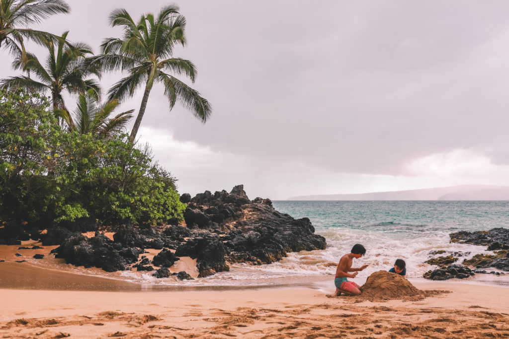 Best Beaches in Maui Hawaii | Secret Beach #simplywander #maui #hawaii #secretbeach