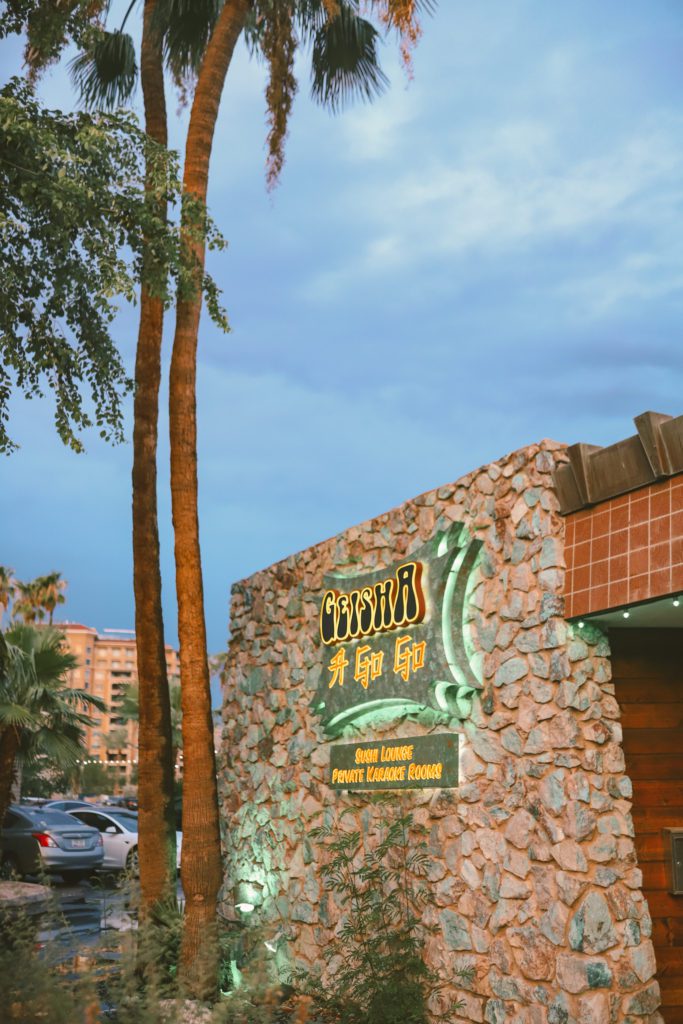 Best Restaurants in Scottsdale Arizona | Geisha A Go Go #scottsdale #arizona #restaurants