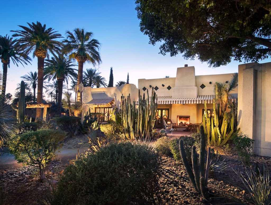 13 Best Places to Stay in Phoenix | Wigwam Arizona #simplywander #wigwamarizona #scottsdale #arizona