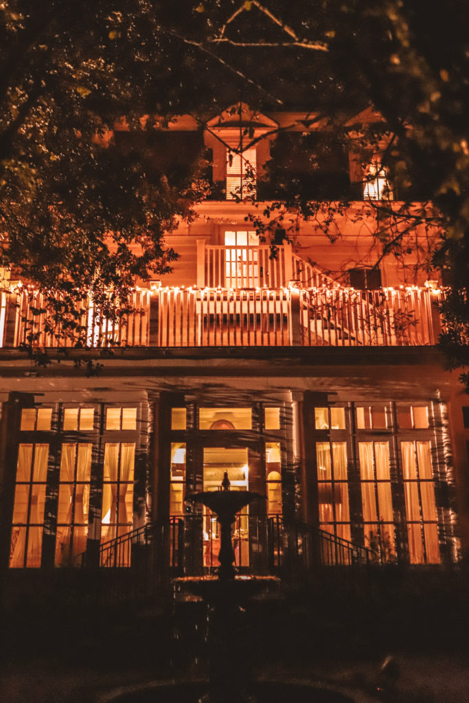 Best things to do in Charleston SC for a girl's weekend | stay at the Barksdale House Inn #simplywander #charleston #southcarolina #barksdaleinn