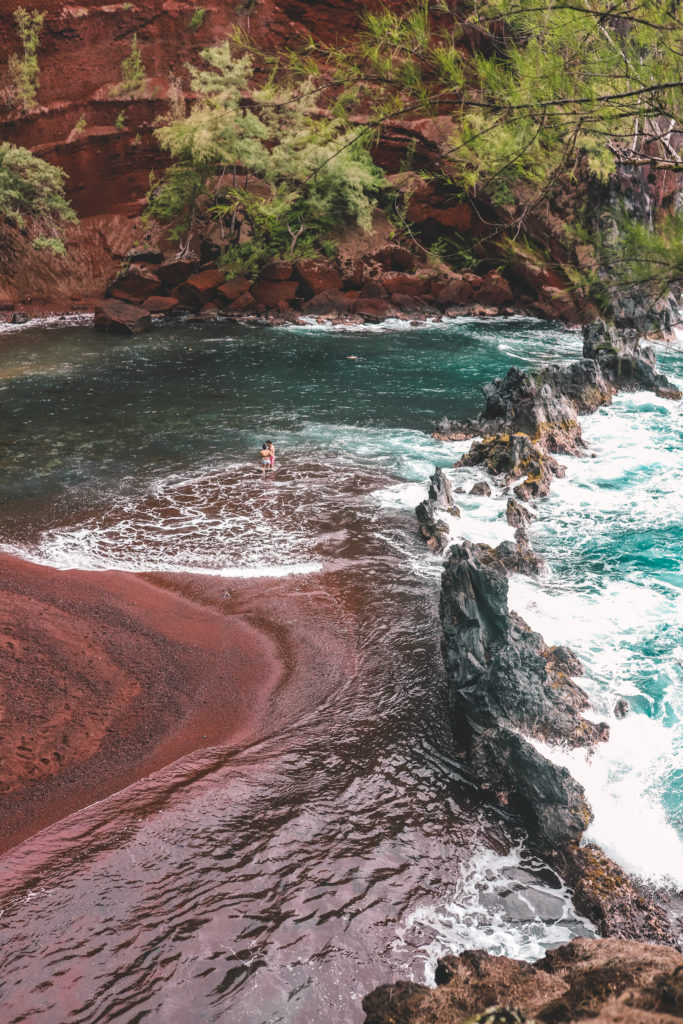 Best Beaches in Maui Hawaii | Red Sand Beach #simplywander #maui #hawaii #redsandbeach