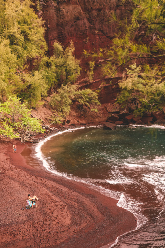 Best Beaches in Maui Hawaii | Red Sand Beach #simplywander #maui #hawaii #redsandbeach