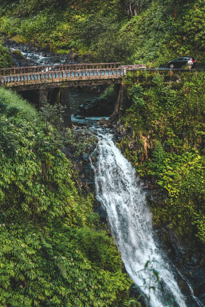 9 of the Best Waterfalls in Maui | Makapipi Falls #simplywander #maui #hawaii #makapipifalls