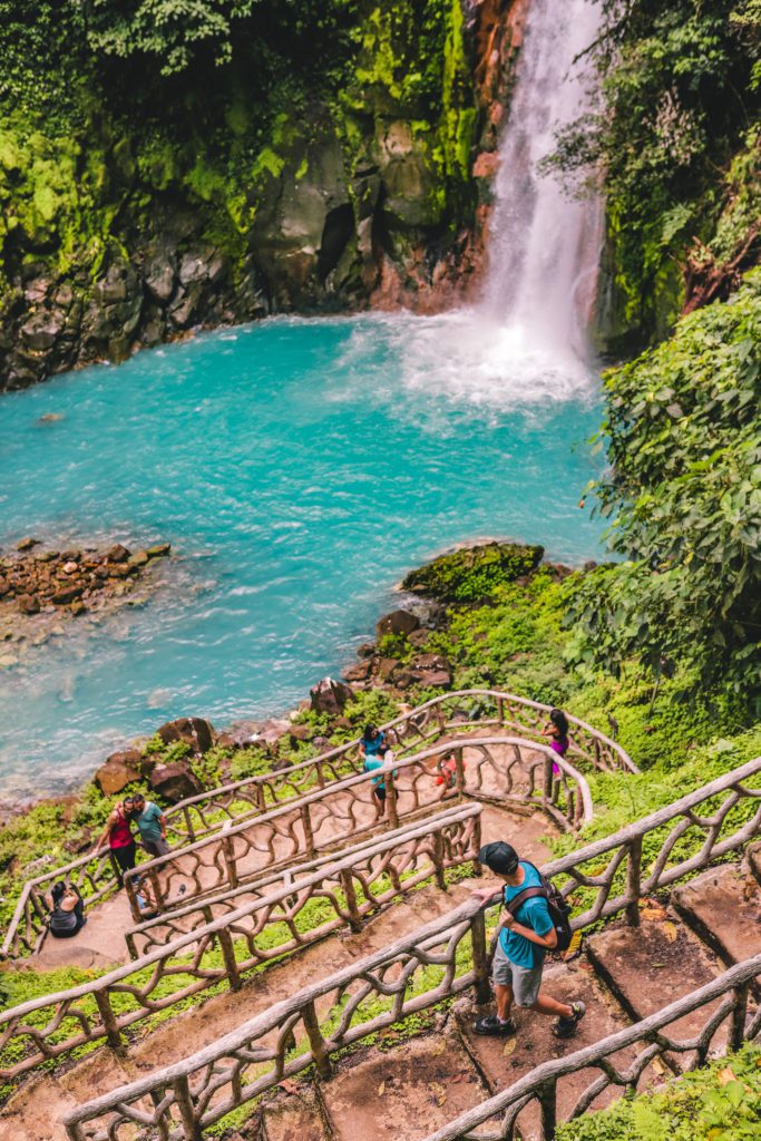 11 Things You Wish You Know Before Hiking Rio Celeste Waterfall | Costa Rica #simplywander #rioceleste #costarica
