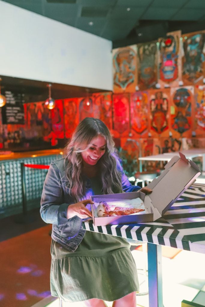 Ziggy's Pizza Shop and Stardust Pinbar, Phoenix, AZ