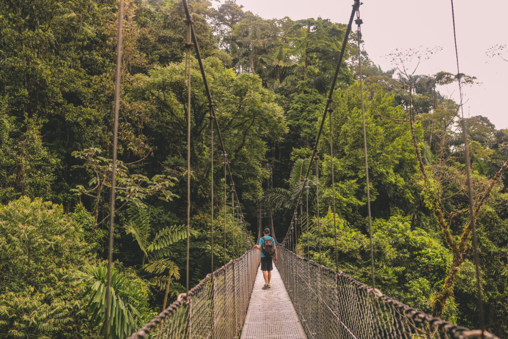 6 Fun Things to do in La Fortuna Costa Rica | Mistico Hanging Bridges Park #simplywander #costarica #lafortuna #misticohangingbridges