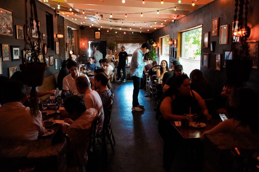 Glai Baan, Phoenix, Arizona