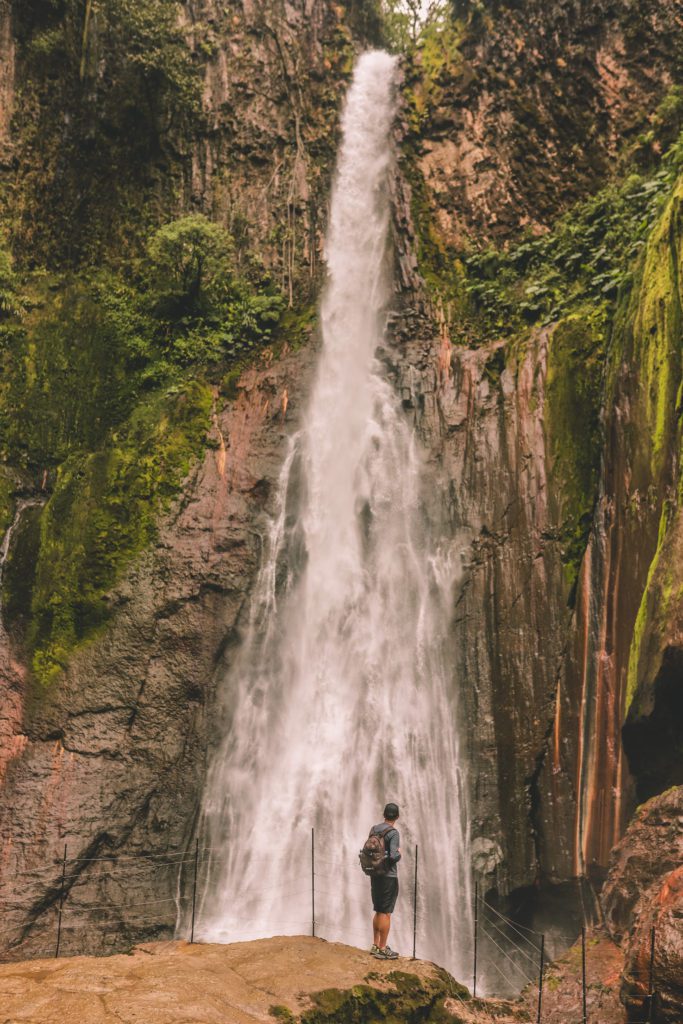 The Perfect 5 Day Costa Rica Itinerary | Catarata del Toro #simplywander #cataratadeltoro #costarica
