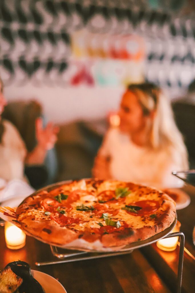 Best Places to Eat in Phoenix | Federal Pizza #simplywander