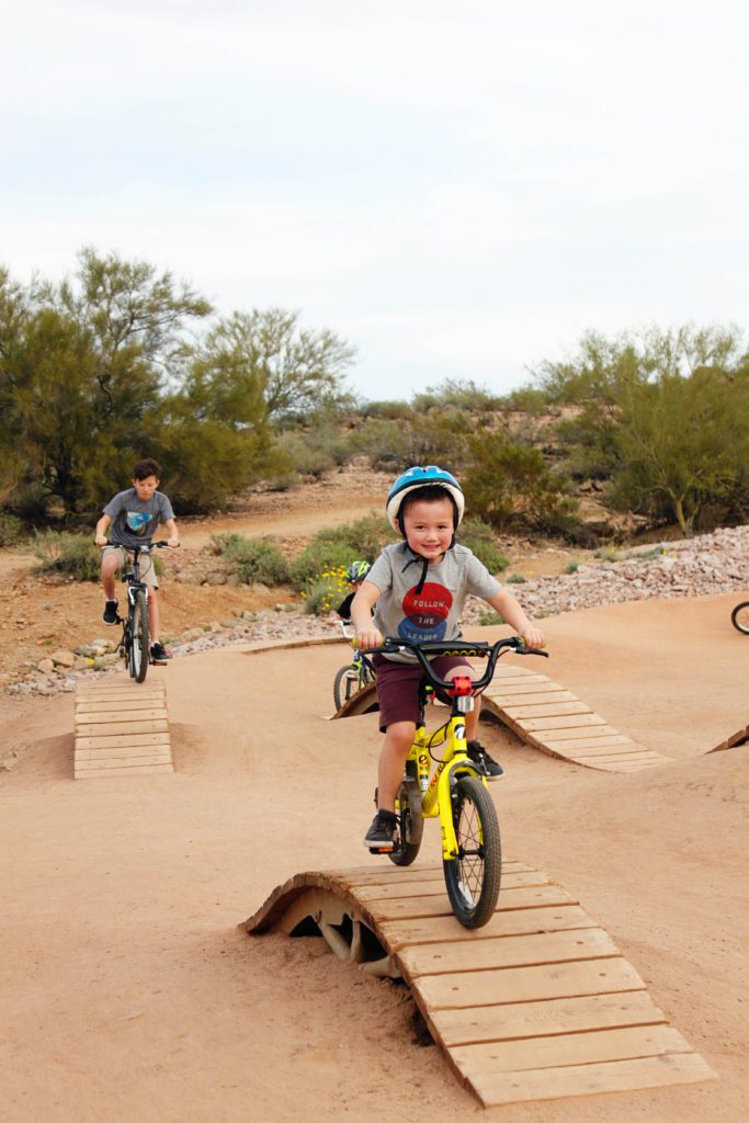 15 Fun Things to do with Kids in Mesa Arizona | Desert Trails Bike Park #simplywander #mesa #arizona #deserttrails