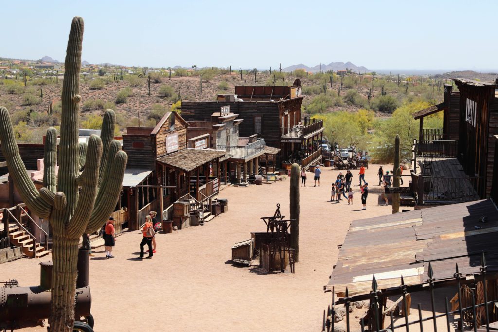 The Best Stops on the Apache Trail Scenic Drive | Goldfield Ghost Town #simplywander