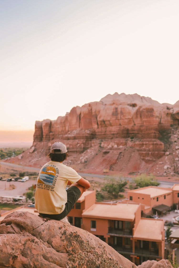 Discover a Unique Weekend Getaway in Bluff, Utah | Bluff Dwellings Resort & Spa #simplywander #bluff #utah