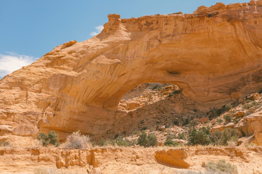 San Rafael Swell: Utah's Best Kept Secret | Slipper Arch #simplywander #sanrafaelswell #utah