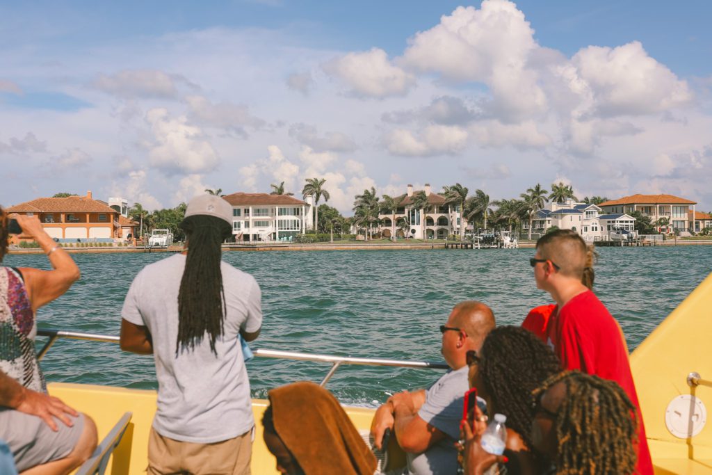 7 Things to do in Clearwater Florida and Beyond | Dolphin Racer dolphin sightseeing tour #simplywander #clearwater #florida