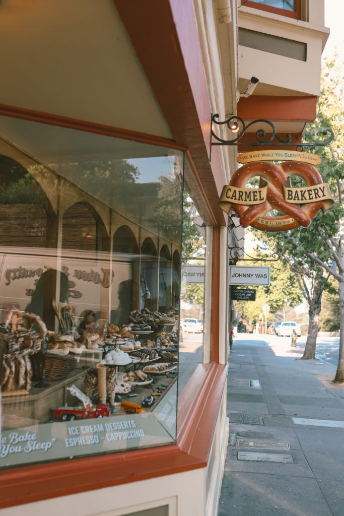 The Best Things to do in Carmel-by-the-Sea on a Girl's Weekend | Get pastries from Carmel Bakery #simplywander