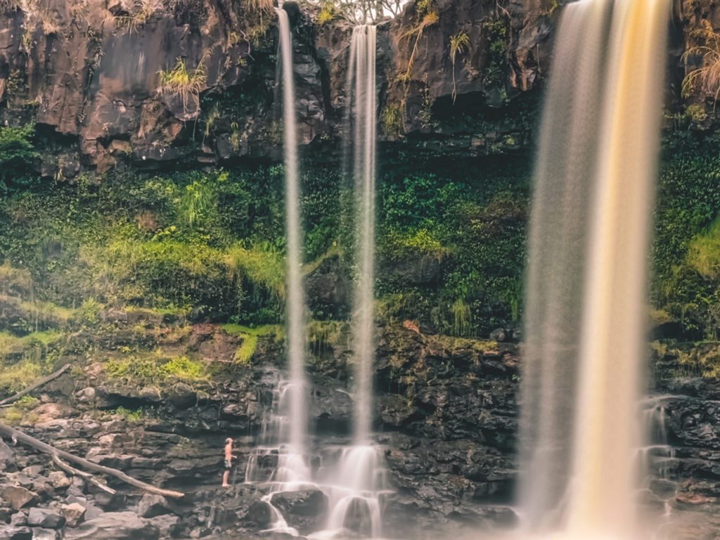 8 of the Best Things to do in Hilo, Hawaii | Swim in the Pe'epe'e Falls #simplywander