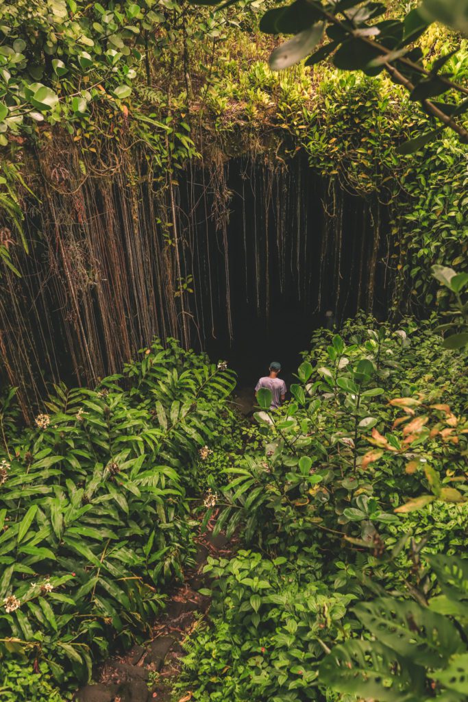 8 of the Best Things to do in Hilo, Hawaii | Explore Hilo Bayfront | Kaumana Caves State Park #simplywander