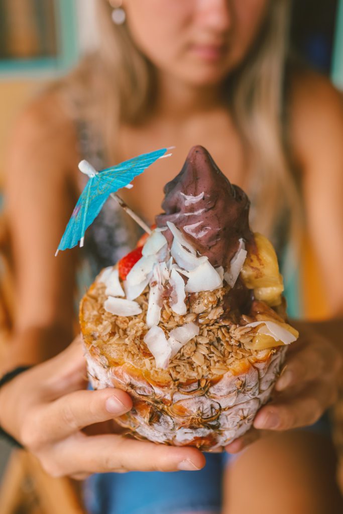 8 of the Best Things to do in Hilo, Hawaii | Makanis Magic Pineapple Shack #simplywander