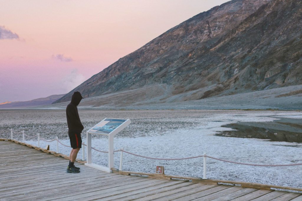 12 Unforgettable Things to Do at Death Valley National Park | Sunrise at Badwater Basin #simplywander