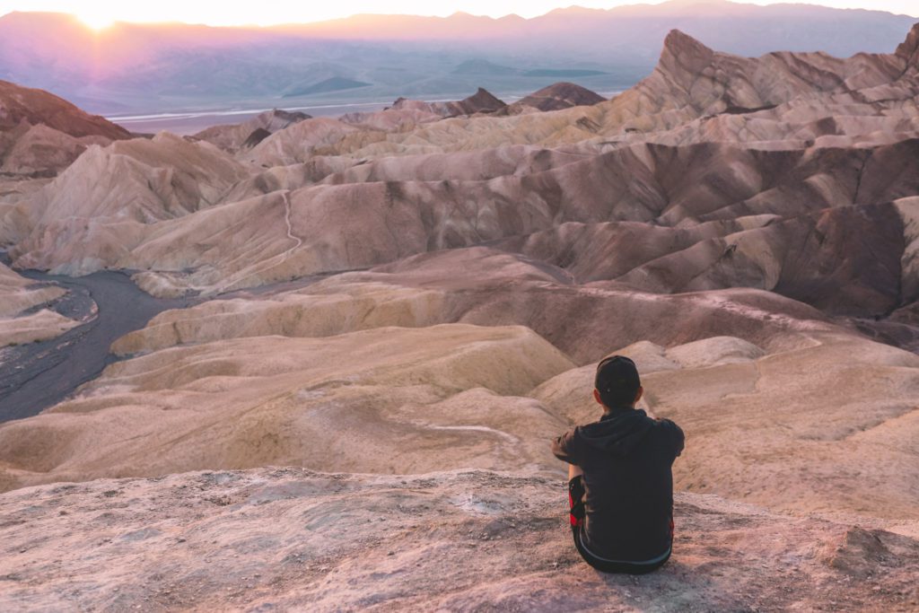 12 Unforgettable Things to Do at Death Valley National Park | Zabriskie Point #simplywander