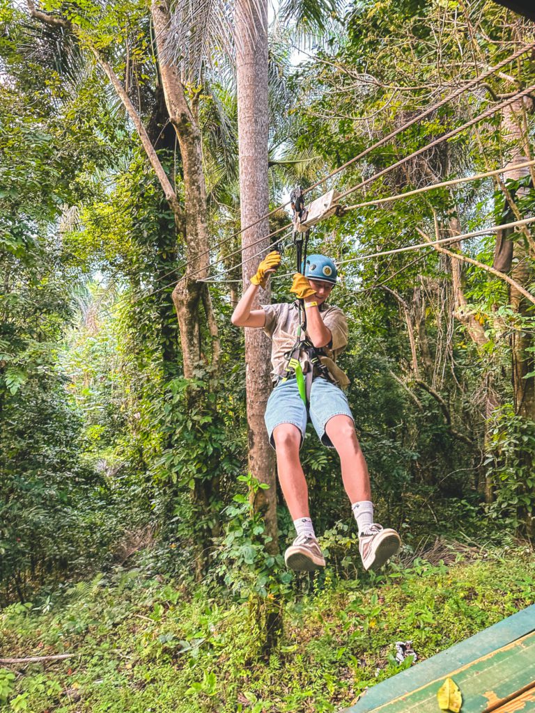 7 Things to do in El Yunque National Forest (With Photos) | Rainforest Zipline Park #simplywander
