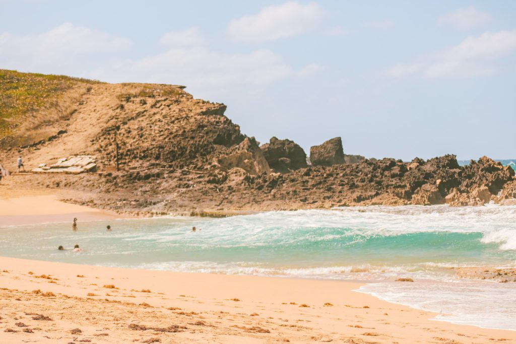 An Ambitious 7-Day Puerto Rico Itinerary | Playa Poza del Obispo #simplywander