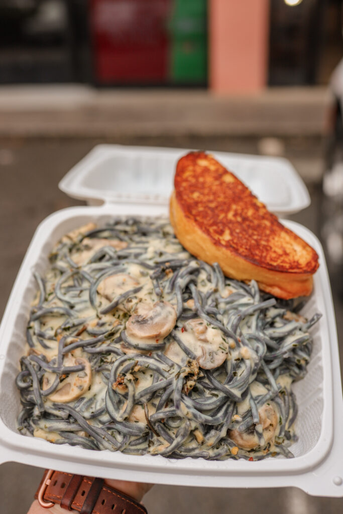 Adela's Country Eatery, Oahu, Hawaii