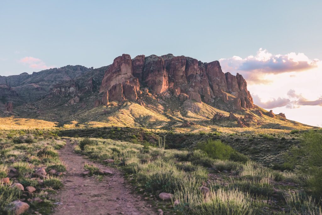 Best Hikes in Phoenix | Canyon of the Waterfalls #simplywander