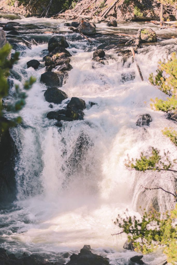 Best Things to do in Yellowstone National Park | Firehole Falls #simplywander