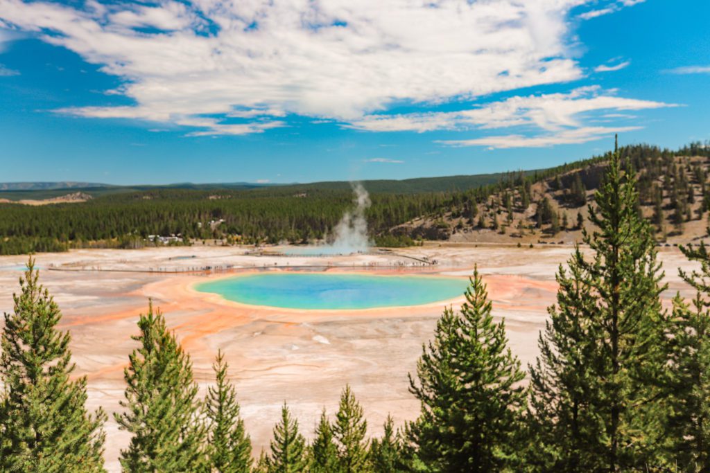 Best Things to do in Yellowstone National Park | Grand Prismatic Spring Overlook Trail #simplywander