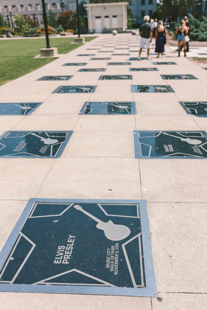 11 of the Best Things to Do in Nashville, Tennessee | Music City Walk of Fame #simplywander