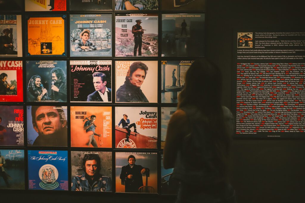 11 of the Best Things to Do in Nashville, Tennessee | Johnny Cash Museum #simplywander