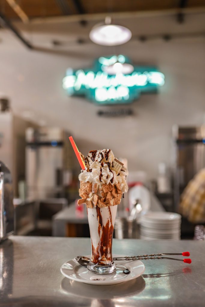 Best Places to Eat in Nashville, Tennessee | Gracie's Milkshake Bar #simplywander