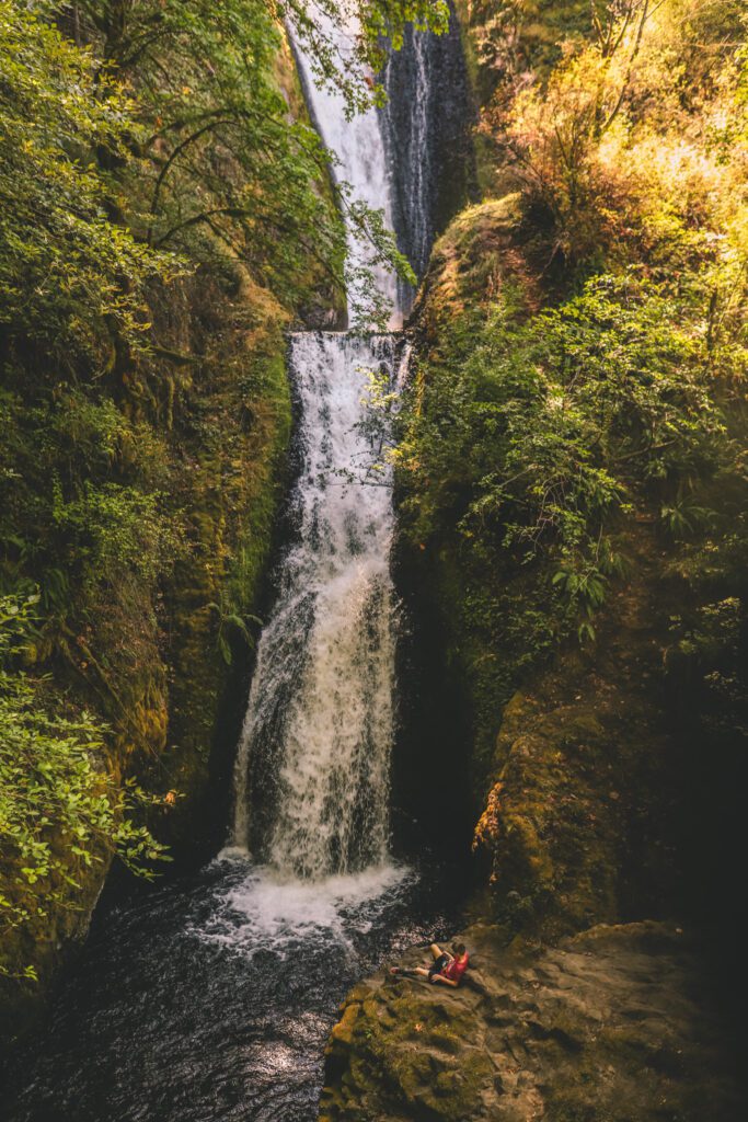 Best Things to Do in Mount Hood, Oregon | Bridal Veil Falls #simplywander