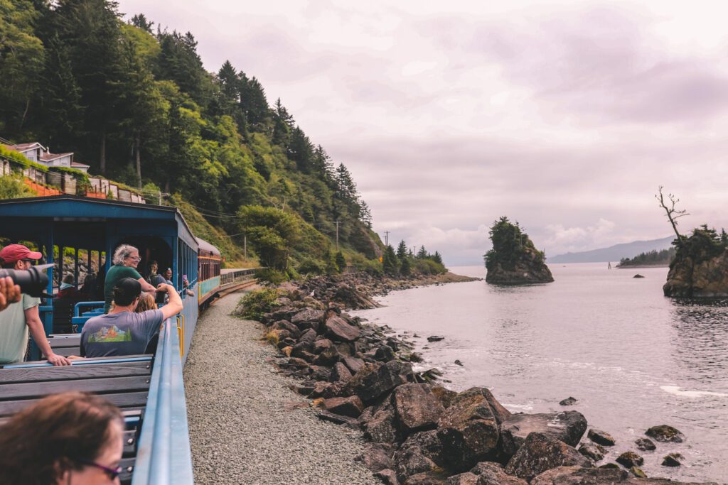 Best Things to Do in Oceanside, Oregon | Oregon Coast Scenic Railroad #simplywander