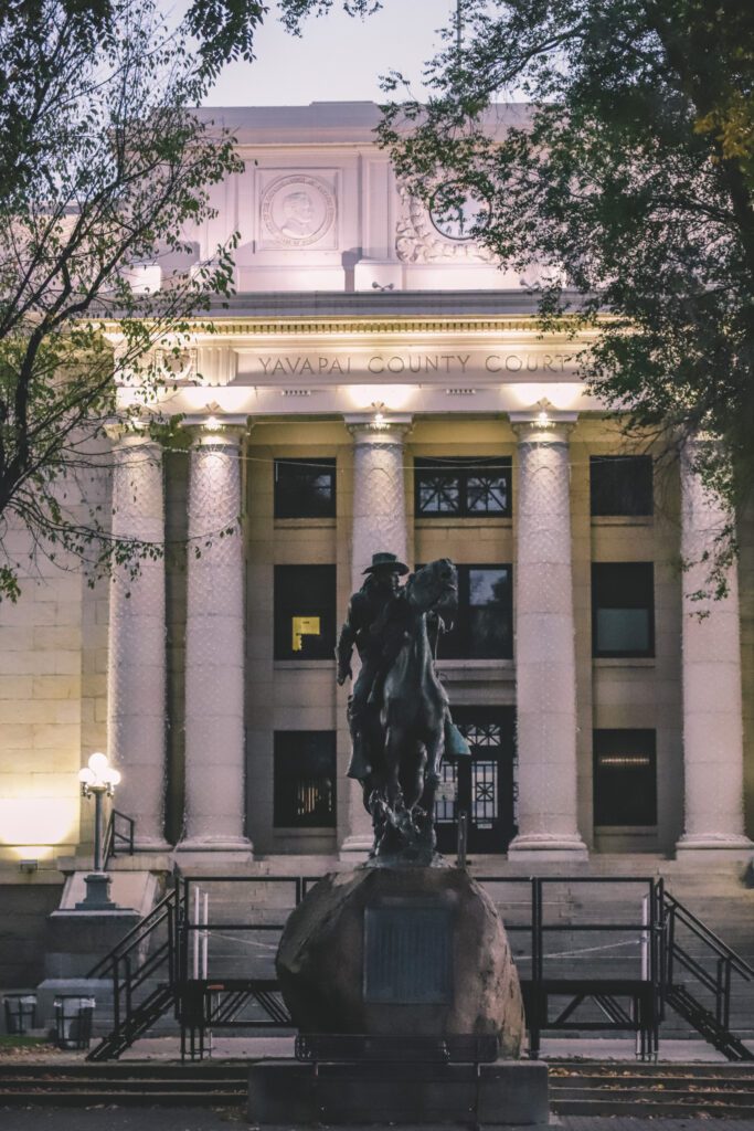 Top 8 Things to Do in Prescott, Arizona | Courthouse Plaza #simplywander