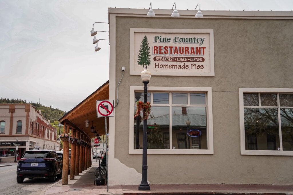 Pine Country Restaurant, Williams, AZ