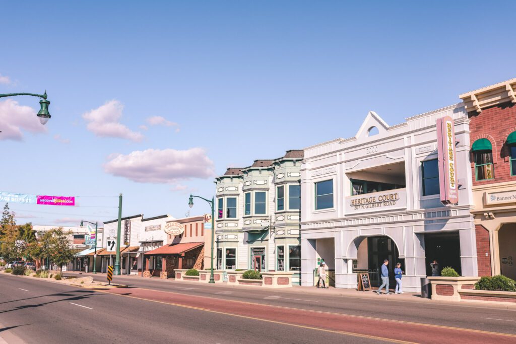 Best Things to Do in Gilbert, AZ | Best places to shop in Gilbert #simplywander