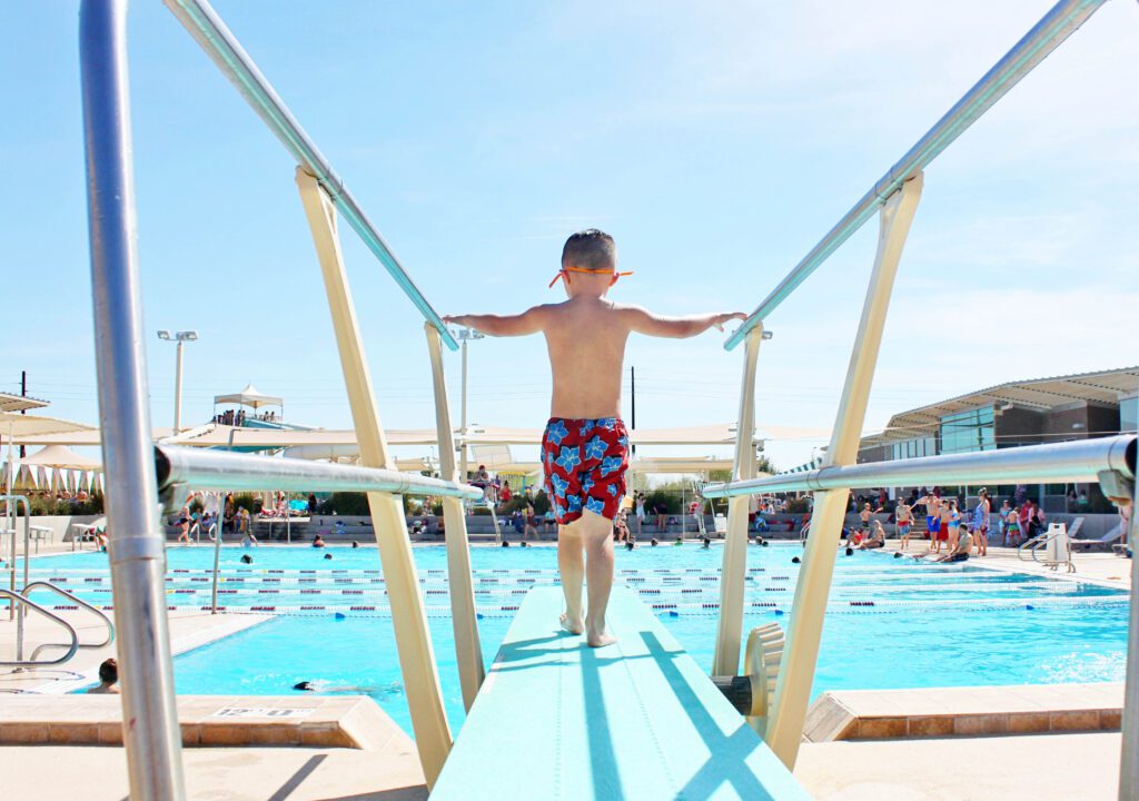 Best Things to Do in Gilbert, AZ | Mesquite Groves Aquatic Center #simplywander