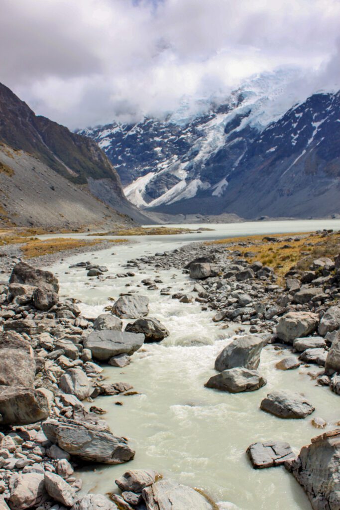 10-Day New Zealand South Island Itinerary (by a local) | Hooker Valley Track #simplywander