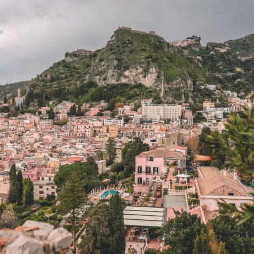 8 Cool Things to See in Taormina, Sicily | Greek Theater of Taormina #simplywander