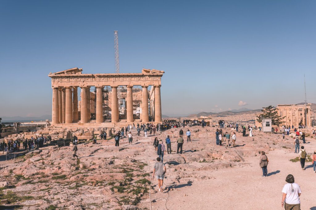 8 Things Not to Miss When Visiting the Acropolis in Athens | The Parthenon #simplywander