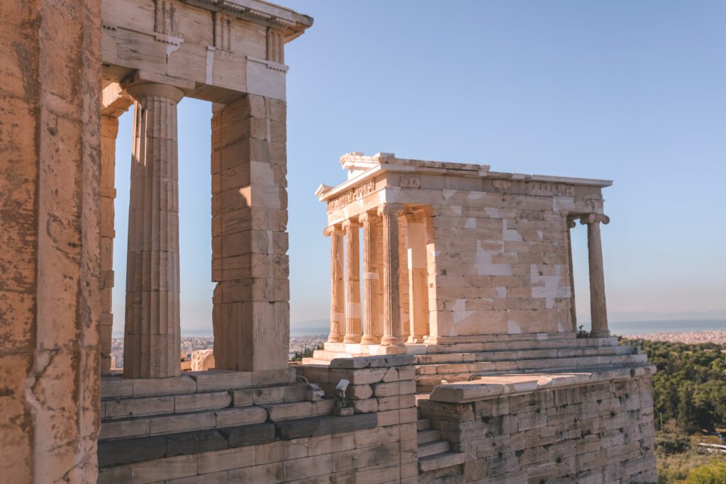 8 Things Not to Miss When Visiting the Acropolis in Athens | Temple of Athena Nike #simplywander