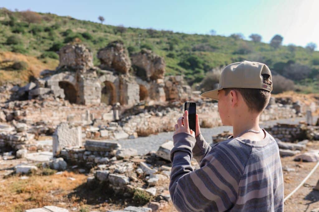 What You Should Know Before Visiting the Ephesus Ruins | Baths of Varius #simplywander