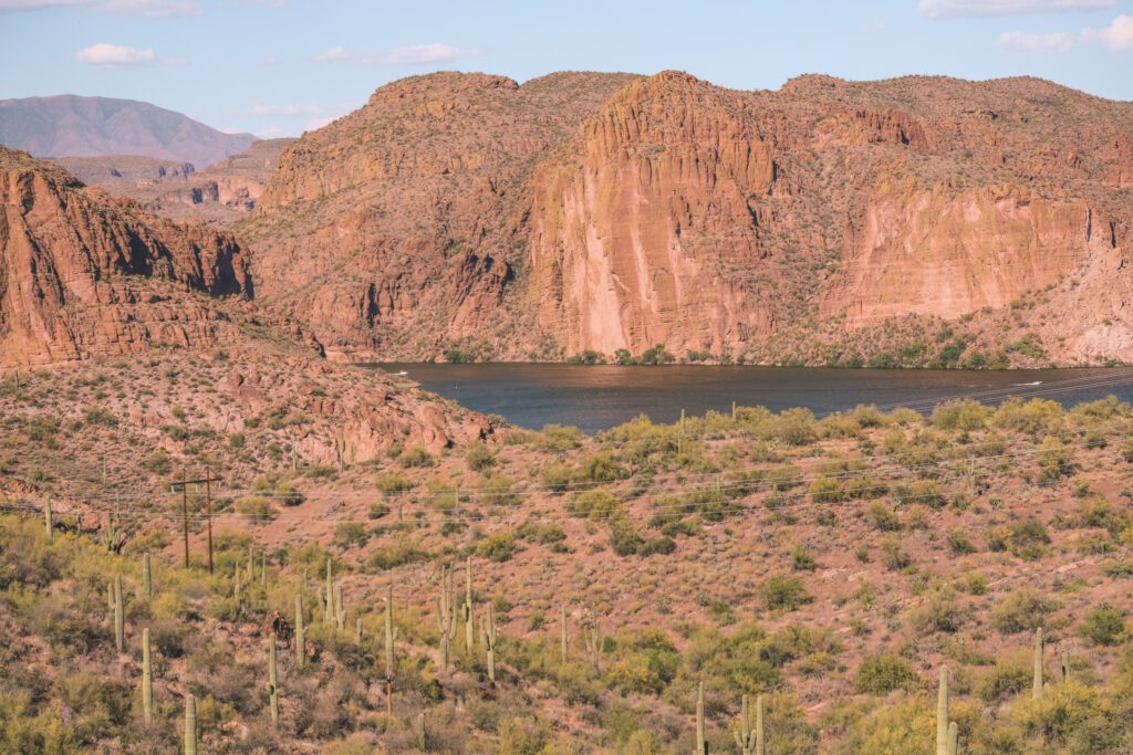 The Best Stops on the Apache Trail Scenic Drive | Canyon Lake Vista #simplywander