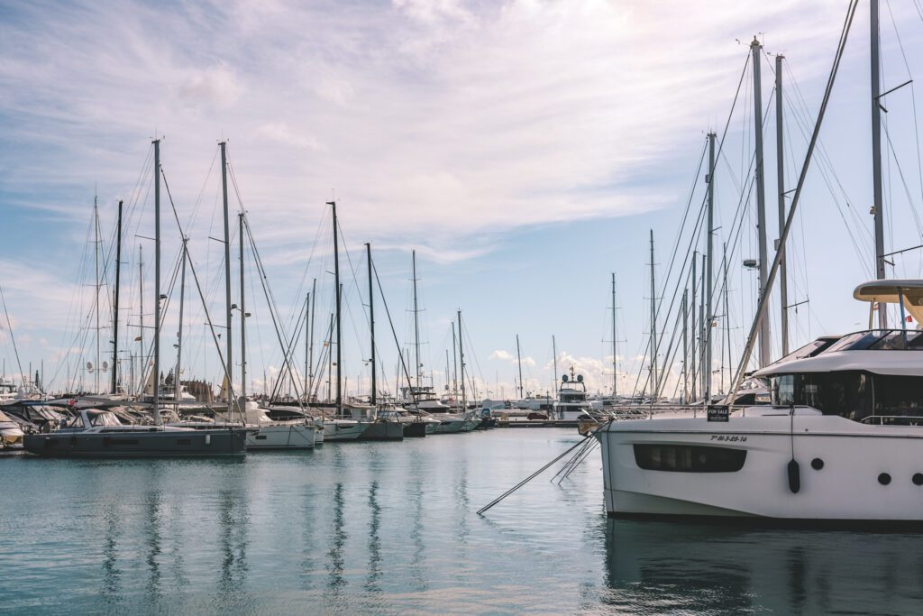 The Best Things to Do in Palma de Mallorca, Spain in One Day | Waterfront Promenade #simplywander